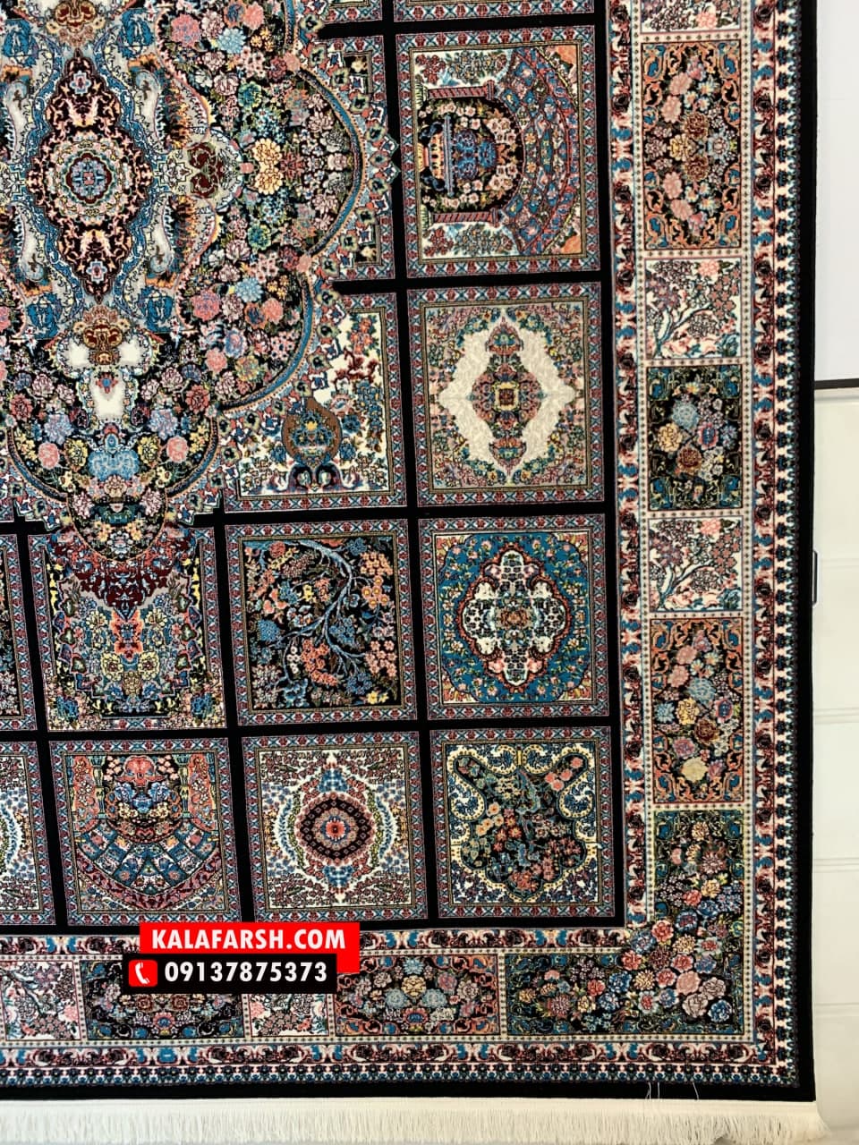 فرش کاشان طرح خشتی کژال 700 شانه