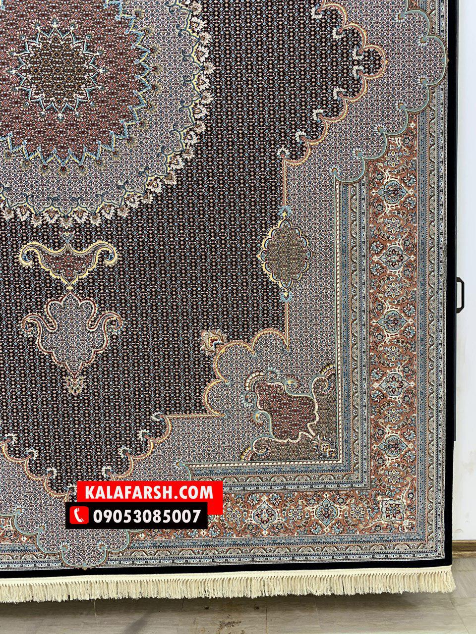 فرش کاشان طرح شاه ماهی 700 شانه